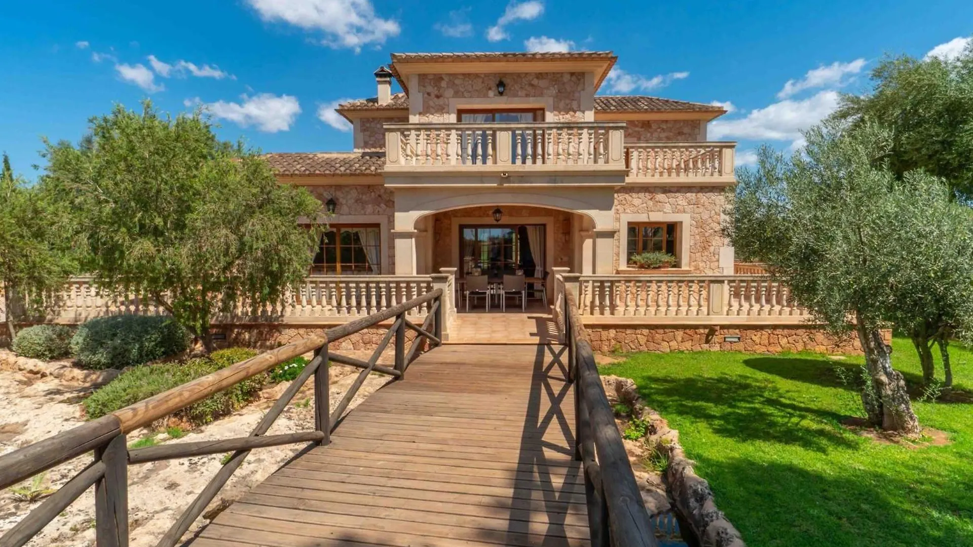 Villa Florentina Llucmajor  0*, Llucmajor (Mallorca) Spain